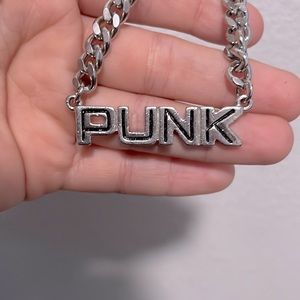 Hip hop punk chain